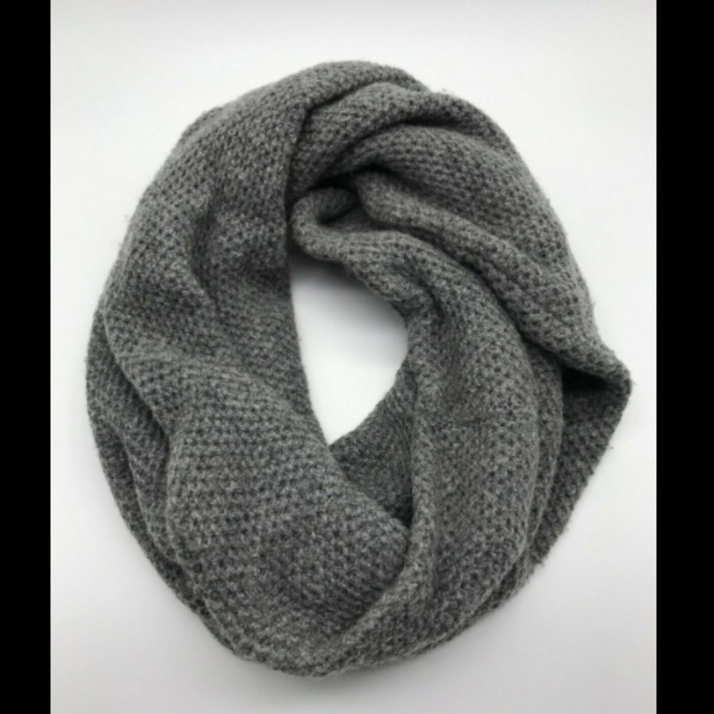 J. Crew Gray Thick Chunky Cozy Knit Infinity Scarf
